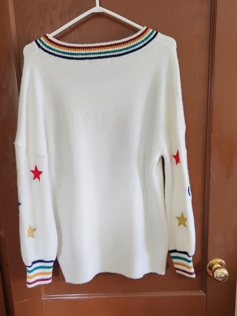 Nice Sweater With Stars - Picture 2 of 3